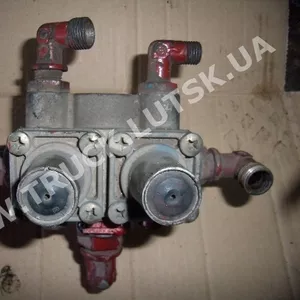 4-х контурный защитный клапан WABCO 9347023207