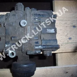 Кран уровня пола главный WABCO 4729000530