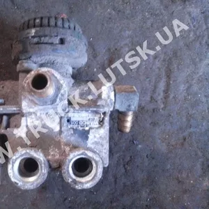 Ускорительный клапан 3 WABCO 9730112050