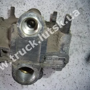 Ускорительный клапан Wabco 9730113000 Mercedes 0044299444 