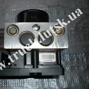 Блок ABS Volkswagen T5 2.5TDI 7H0907379E  7H0614111E  7H0907379G  7H06