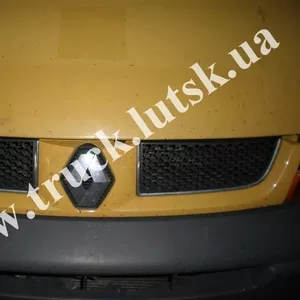 Решотка передняя Renault Trafic