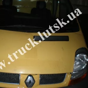 Капот Renault Trafic