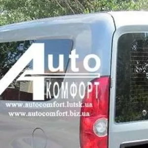 Задний салон,  левое окно,  короткая база на Fiat Doblo 2010