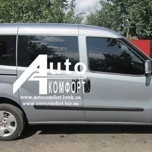 Передний салон,  правое окно на Fiat Doblo 2010- (Фиат Добло 2010-)