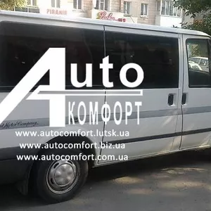 Задний салон,  короткая база,  правое стекло на Ford Transit 2000