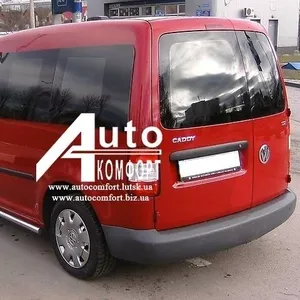 Задний салон,  левое окно (внахлёст) на автомобиль VW Caddy 04- (Фолькс