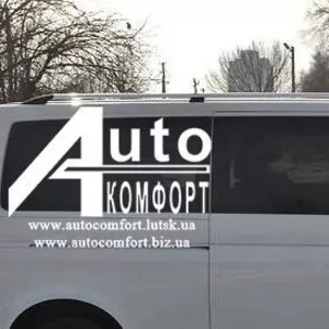 Задний салон,  правое стекло на Volkswagen Transporter Т-5 (длинная баз