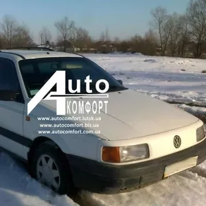 Лобовое стекло на Volkswagen Passat B3/B4 (Седан,  Комби) (1988-1996) с