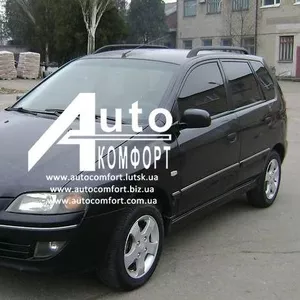 Лобовое стекло на Mitsubishi Space Star (Минивен) (1998-2005) с устано