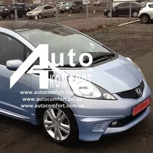 Лобовое стекло на Honda Jazz/Fit (Хетчбек) (2008-) с установкой