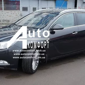 Лобовое стекло на Opel Insignia (Седан,  Комби,  Хетчбек) (2008-) с уста