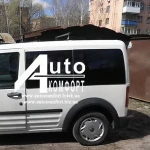 Передний салон,  левое окно,  (короткая база) Ford Transit (Tourneo) Con
