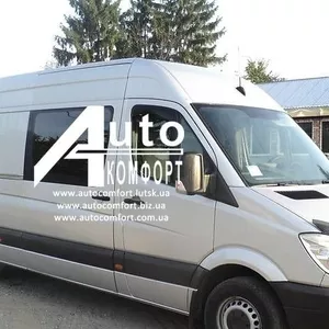 Передний салон,  правое окно на Mercedes-Benz Sprinter (06-),  Volkswage