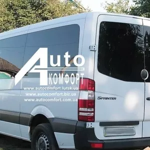 Задний салон,  левое окно,  средняя база на Mercedes-Benz Sprinter (06-)