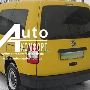 Задний салон,  левое окно (original/в паз) на автомобиль VW Caddy 04-