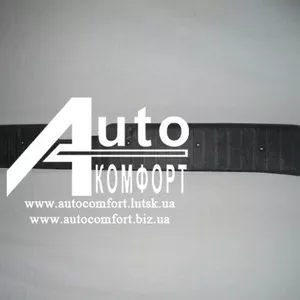 Задний порог на автомобиль Volkswagen Transporter Т-4 стекловолокно) /