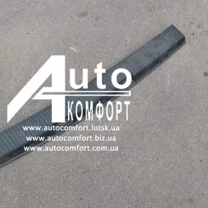 Задний порог на автомобиль Volkswagen Transporter T5 / ляда,  распашонк