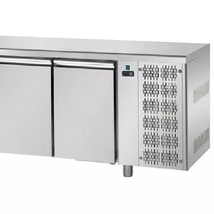 Продам новый холодильный стол Tecnodom TF 03 со скидкой