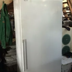 Продам холодильный шкаф Polair бу