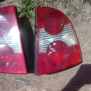 Продам оригинальные фонари VW Passat B5