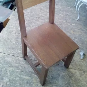 Продам дубовые стулья бу