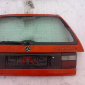 Продам оригинальную ляду/дверь багажника VW Passat B3