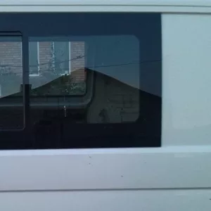 Форточка раздвижная на окно Volkswagen Т-5 Возможна установка
