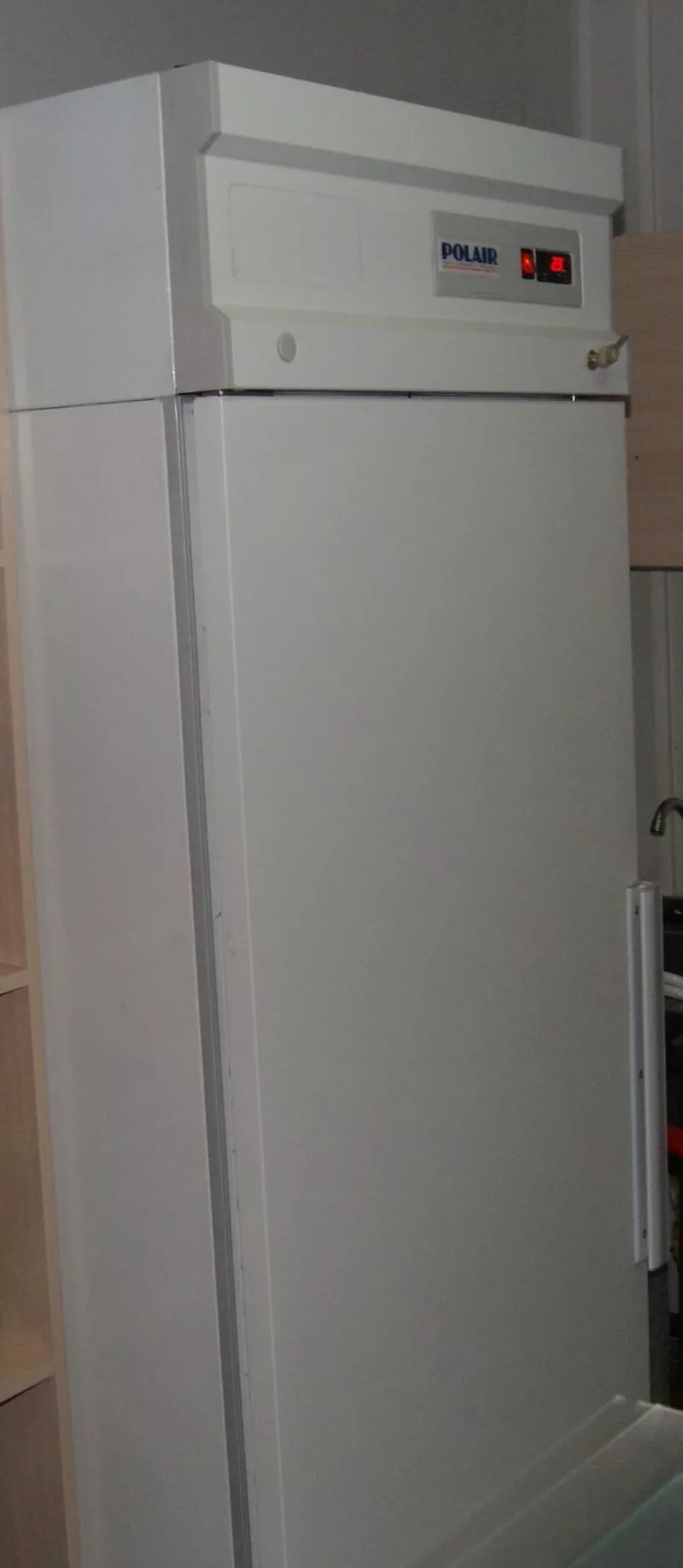 продам холодильний шкаф POLAIR CM105-S 