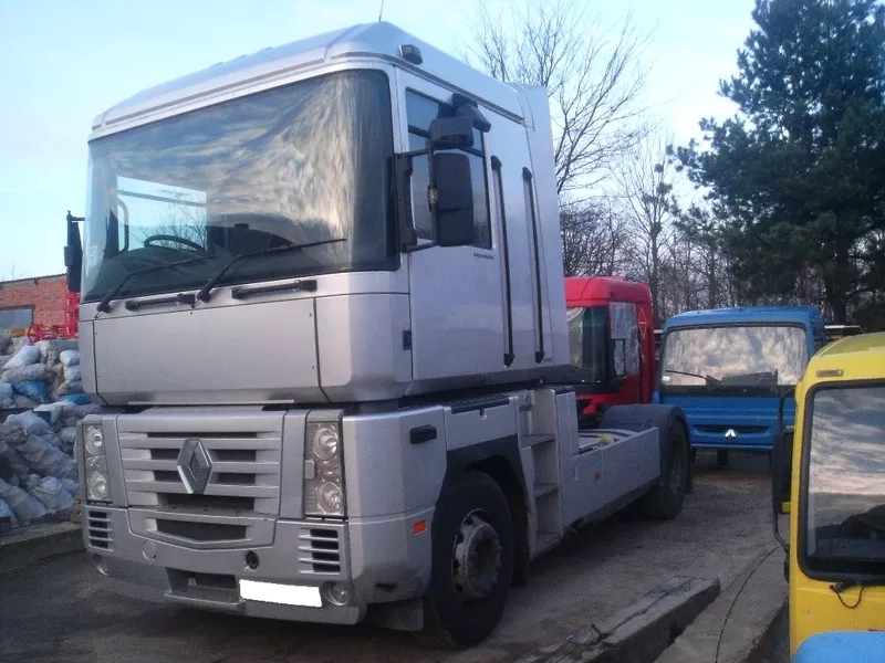 Кабина Renault Magnum Euro3 2003г/в