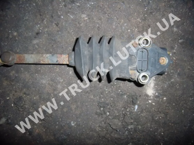 Кран уровня пола кабины WABCO 4640070010