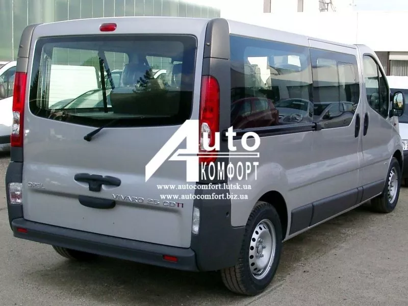 Установка заднего автостекла (ляда) на автомобиль Renault Trafic,  Opel