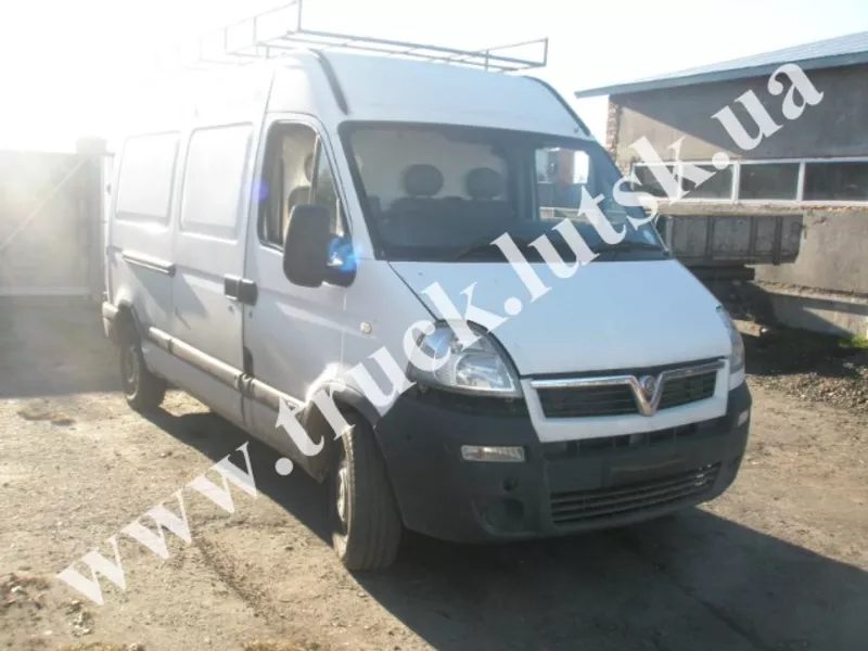 Opel Movano 2.5CDTI на разборке 2004г.в КПП 5-ступка механика привод п