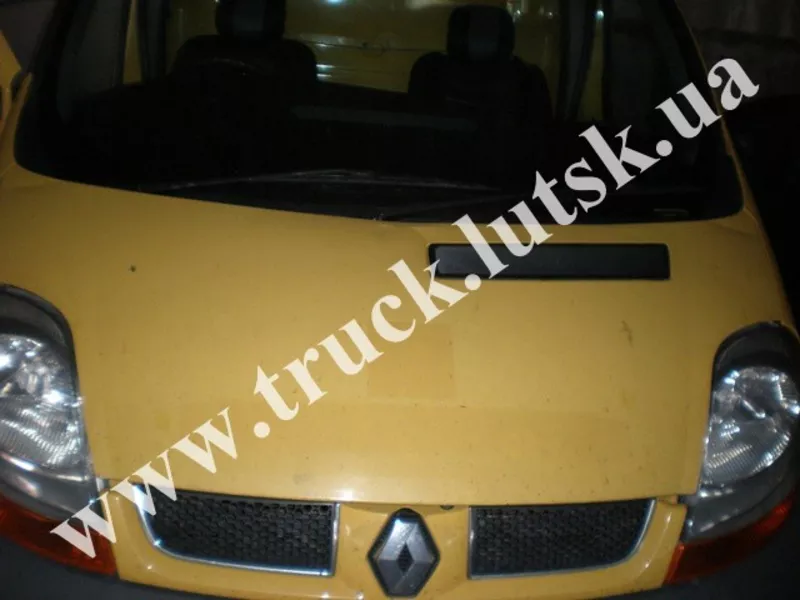 Капот Renault Trafic