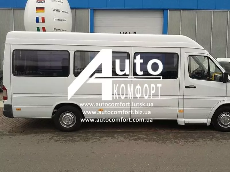 Средний салон,  правое окно на Mercedes-Benz Sprinter (1995-2006),  Volk