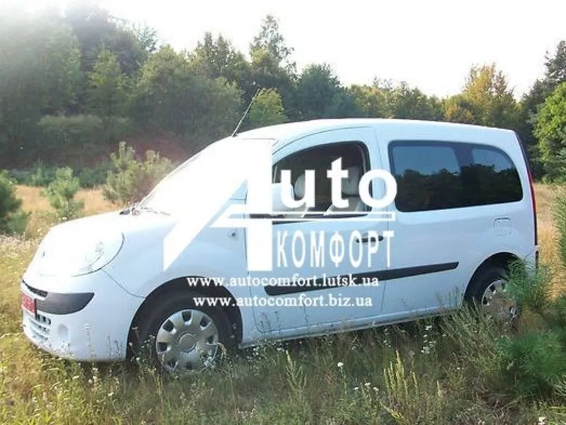 Установка боковых автостекол на автомобиль Renault Kangoo 08- (Рено Ка