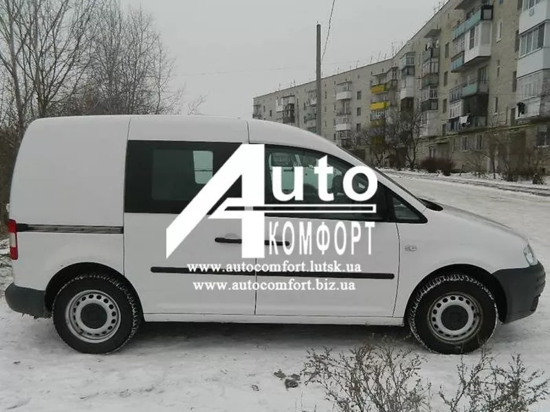 Передний салон,  правое окно (внахлёст) на автомобиль VW Caddy 04- (Фол