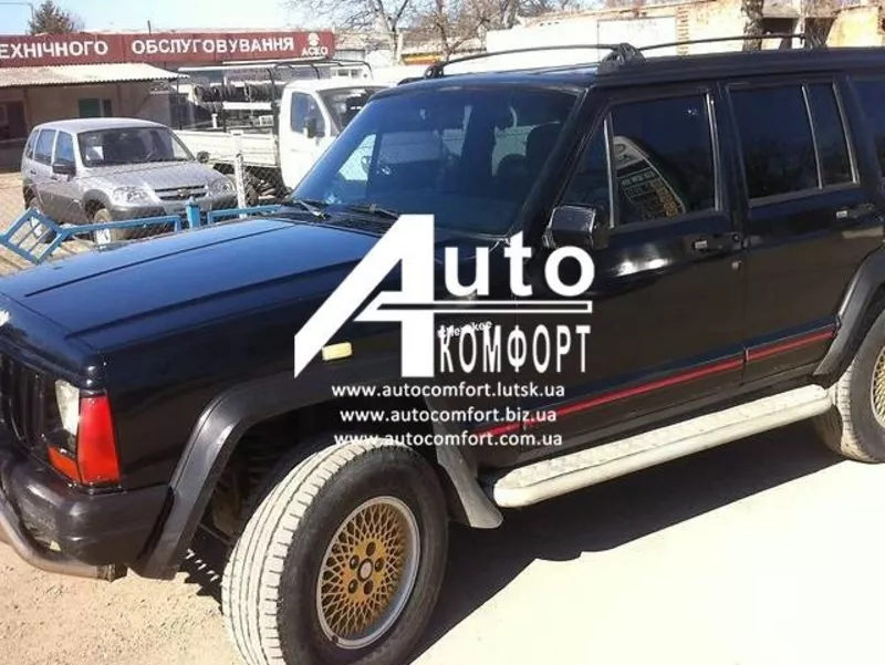 Лобовое стекло на Jeep Cherokee (Внедорожник) (1984-2001) с установкой