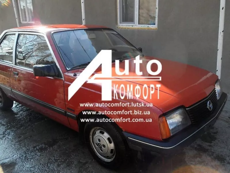 Лобовое стекло на Opel Ascona C (Седан,  Хетчбек) (1981-1988) с установ