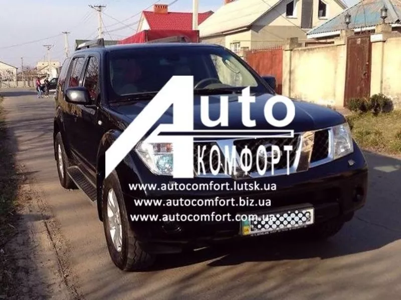 Лобовое стекло на Nissan Pathfinder R51/Navara D40/Frontier/X-Terra (В