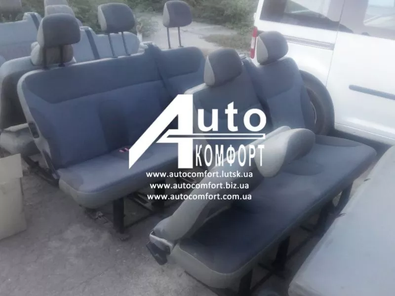 Диван автомобильный в Renault Trafic,  Opel Vivaro,  Nissan Primastar (Т 2