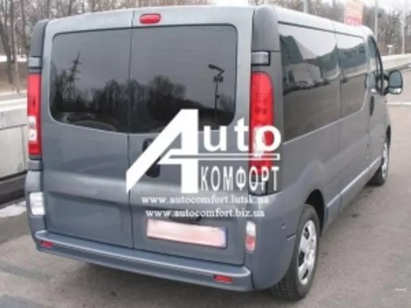 Заднее стекло (распаш. прав.) без эл.обогрева на Renault Trafic