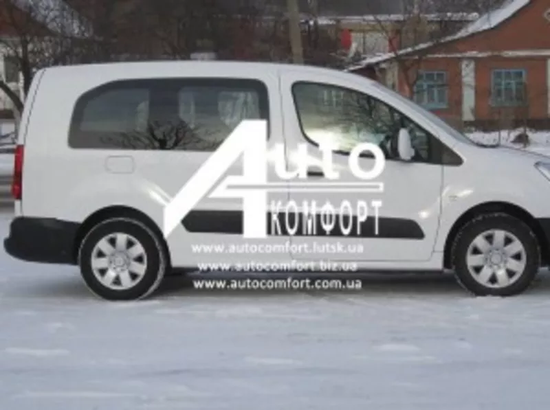 Сплошное окно,  Пр. Peugeot Partner, Citroën Berlingo 08-