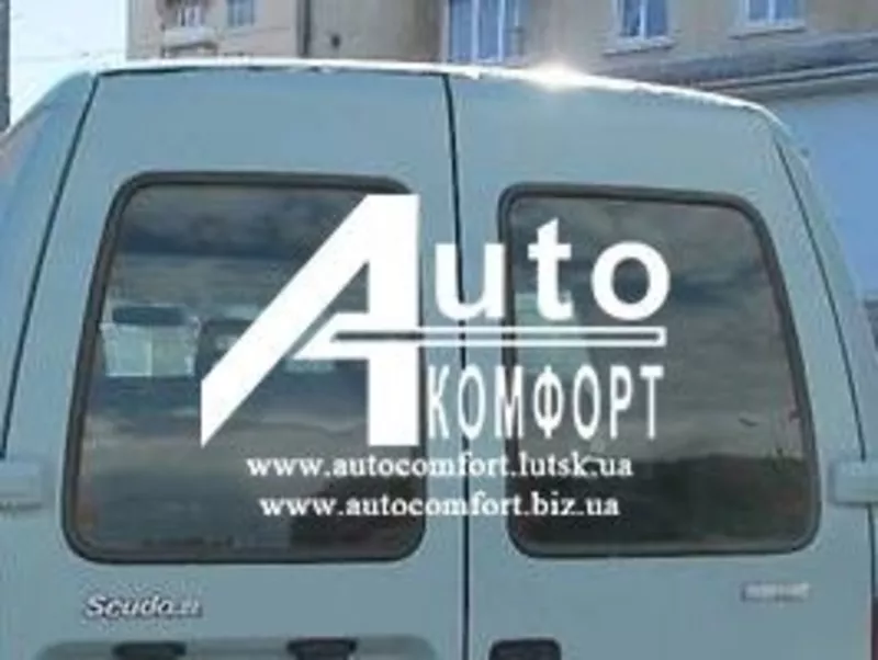 Заднее стекло Лев. с эл. обогревом Fiat Skudo,  Peugeot Expert 96-