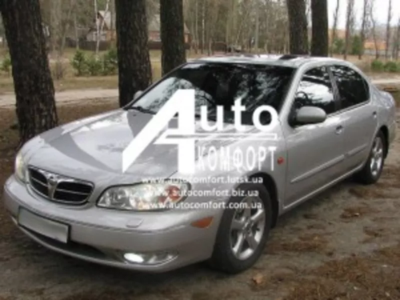 Лобовое стекло на Nissan Maxima QX A33 (Седан) (2000-2003) с установко