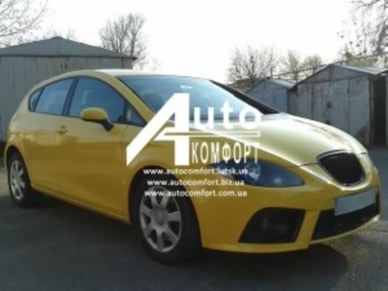 Лобовое стекло на Seat Leon (Хетчбек) (2005-2012) с установкой