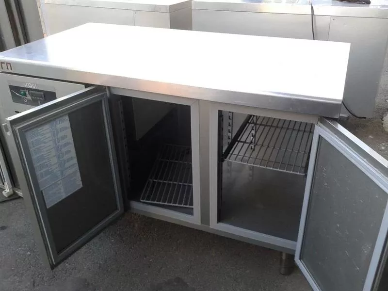 Продам стол холодильный 2-х дверный Sagi KUEAM бу 2
