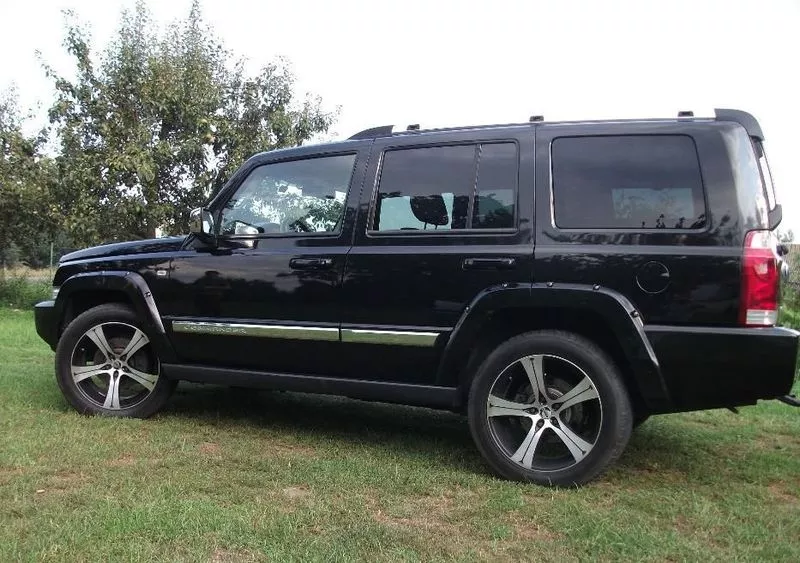 Шрот,  детали б.у и новые на Jeep Commander (Джип Коммандер) 06-10 год  2