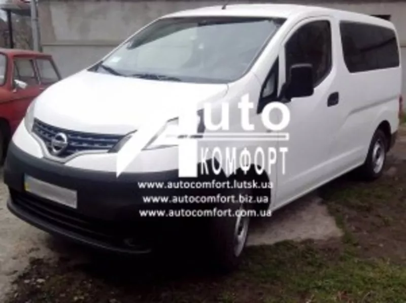 Тонировка автостекла на автомобиль Nissan NV200 