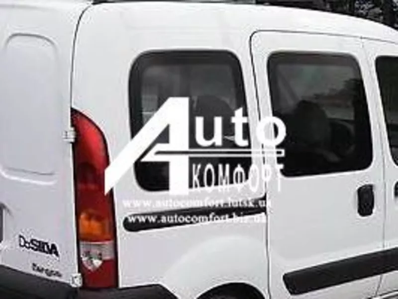 Задний салон,  правое окно на автомобиль Renault Kangoo 96-08 (Рено Кан